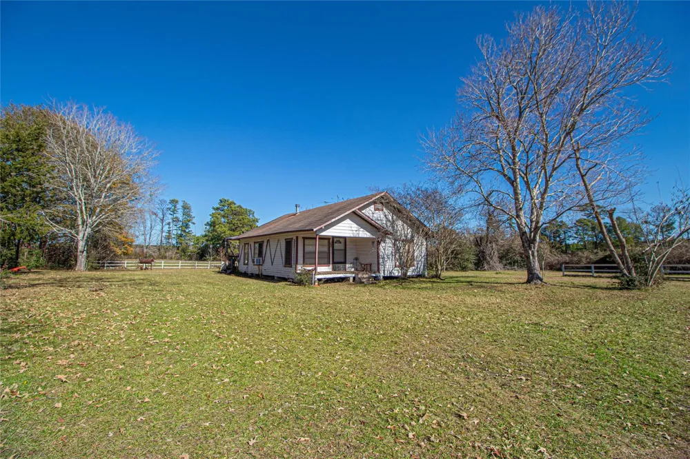 2764 Richardson Road E Livingston, TX 77351