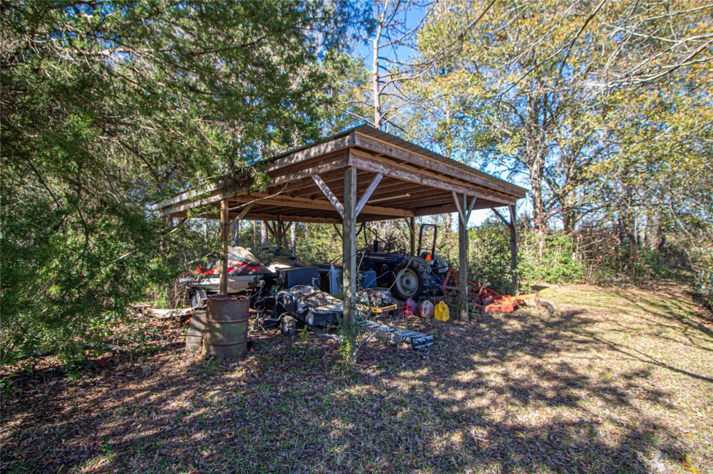 2764 Richardson Road E Livingston, TX 77351