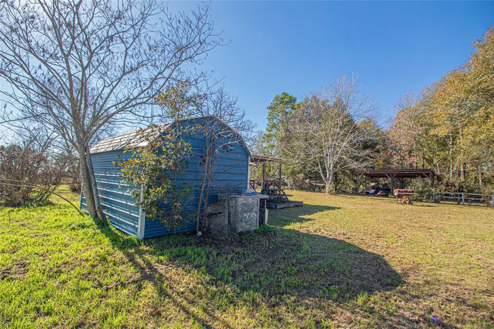 2764 Richardson Road E Livingston, TX 77351