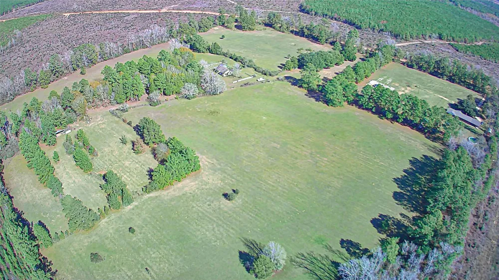2764 Richardson Road E Livingston, TX 77351