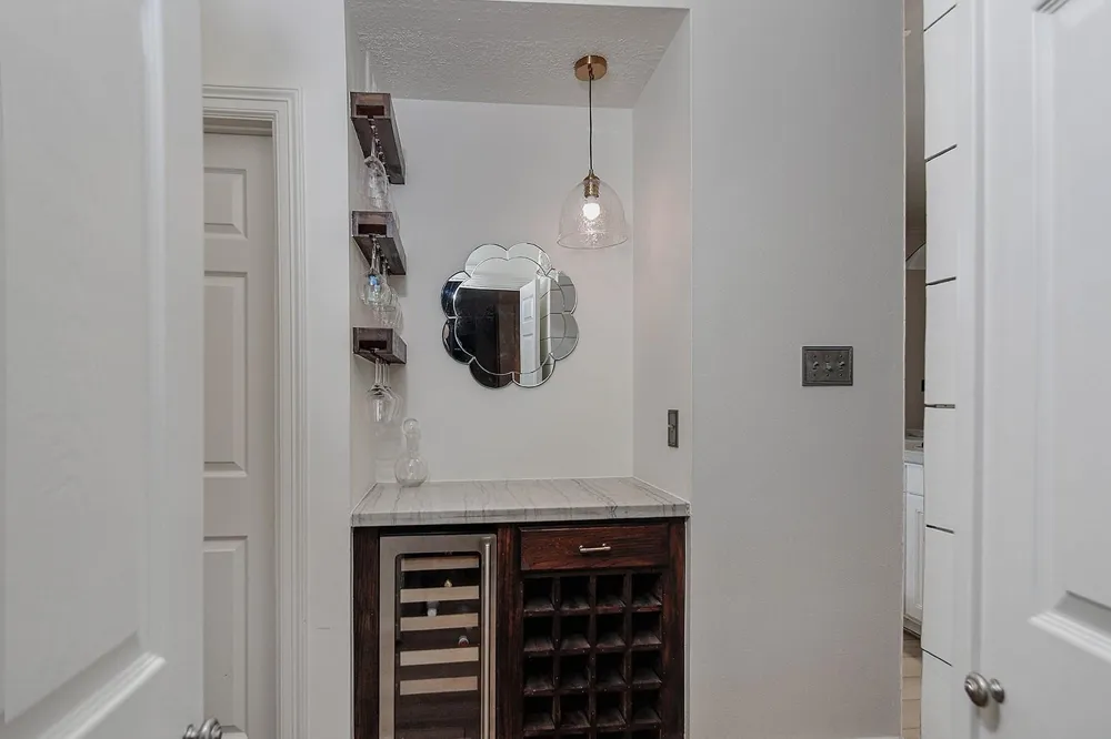 27 Acorn Cluster Court The Woodlands, TX 77381