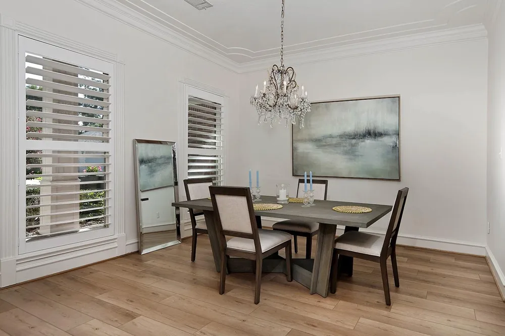 27 Acorn Cluster Court The Woodlands, TX 77381