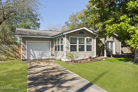 809 Ruth Avenue
