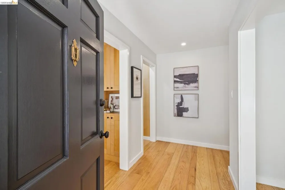 5565 Florence Ter Oakland, CA 94611