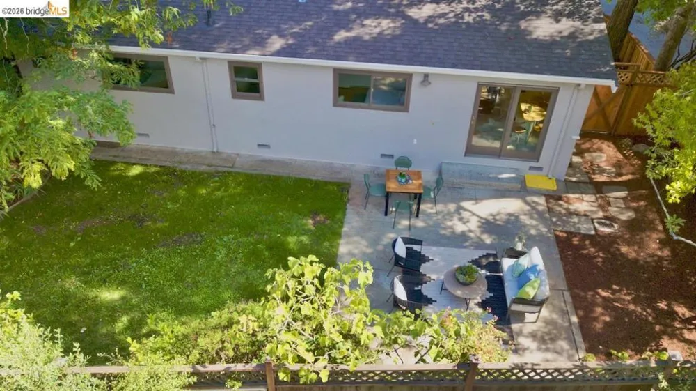 5565 Florence Ter Oakland, CA 94611