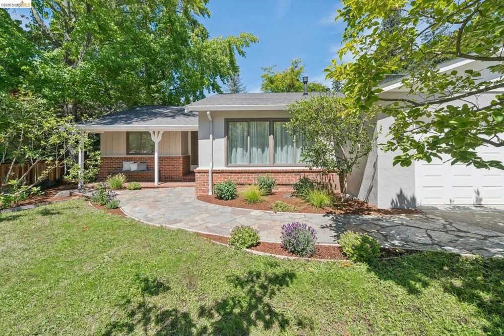 5565 Florence Ter Oakland, CA 94611