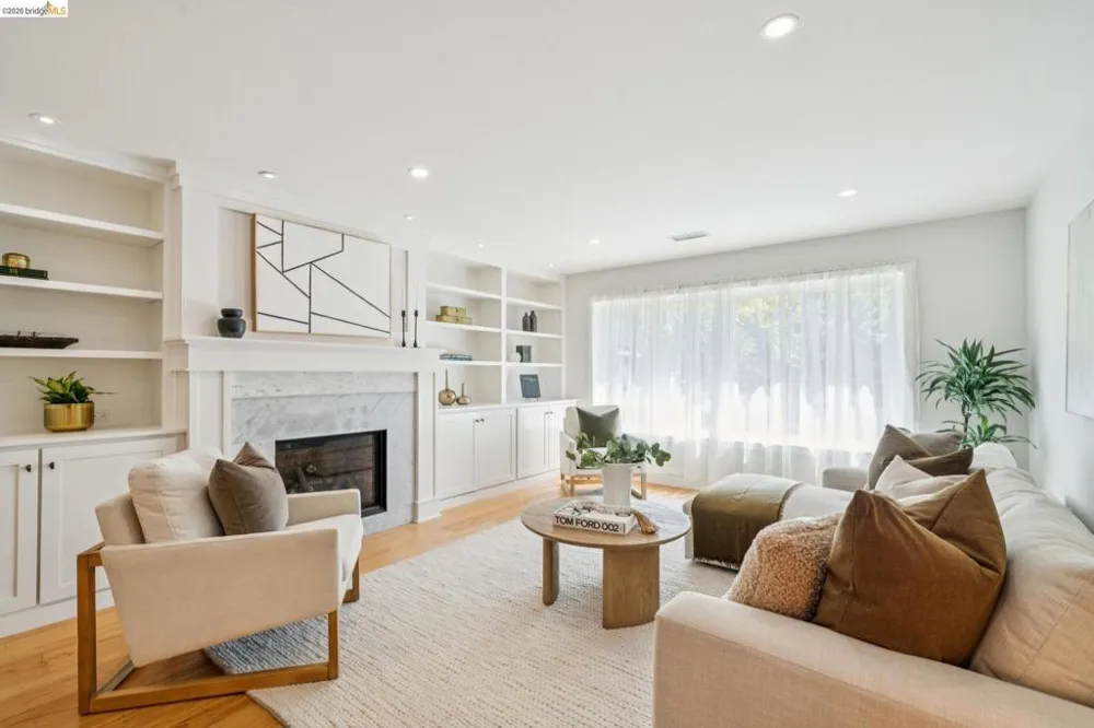5565 Florence Ter Oakland, CA 94611