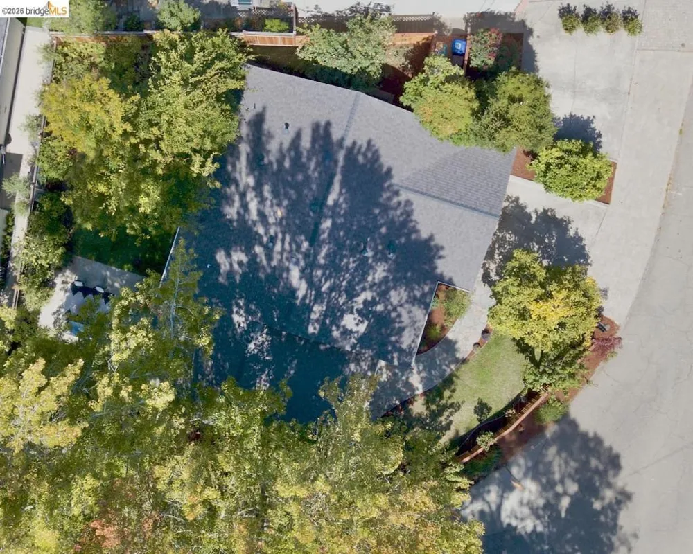 5565 Florence Ter Oakland, CA 94611
