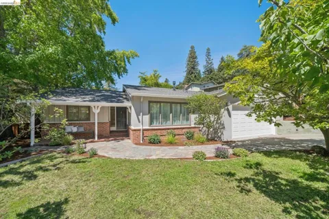 5565 Florence Ter