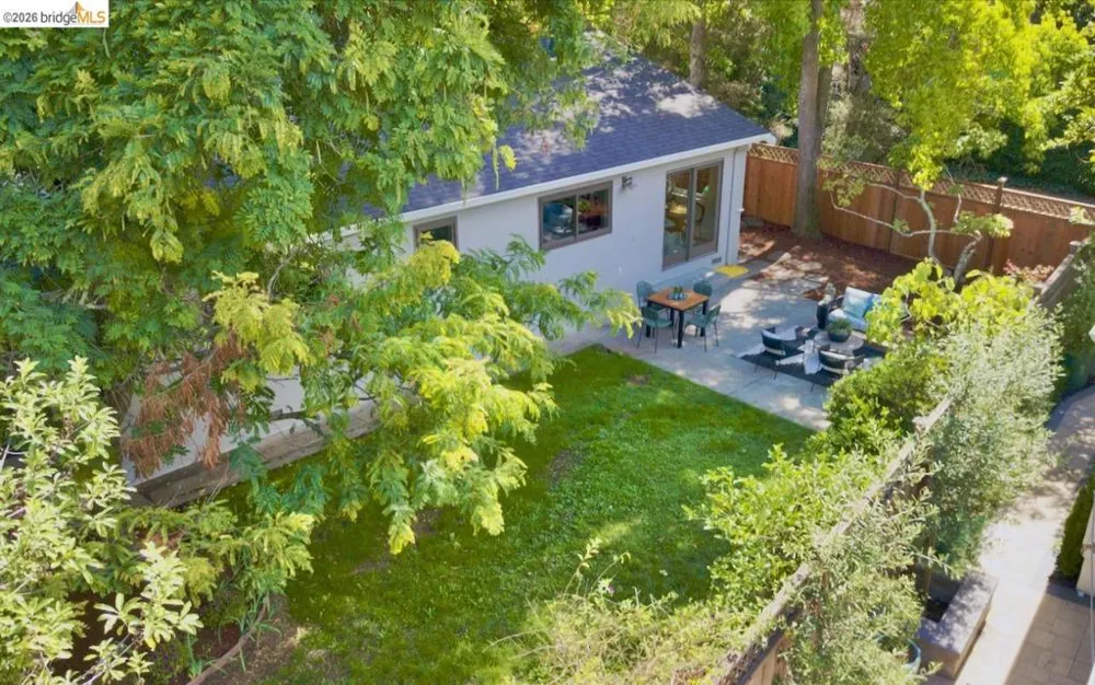 5565 Florence Ter Oakland, CA 94611