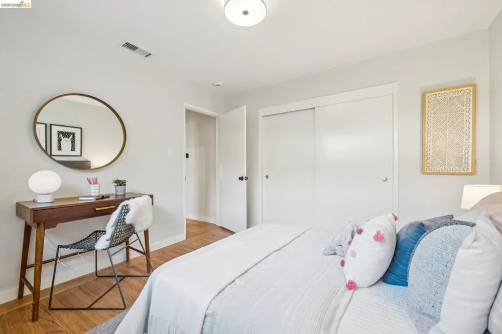 5565 Florence Ter Oakland, CA 94611