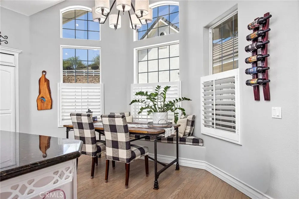 40190 Sierra De Ronda Murrieta, CA 92562