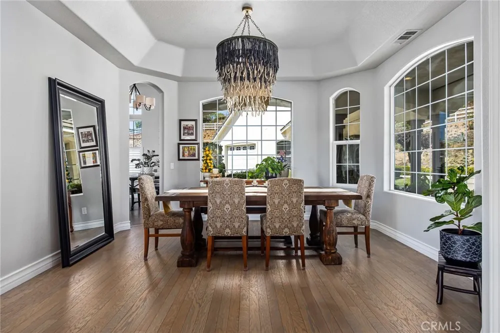 40190 Sierra De Ronda Murrieta, CA 92562