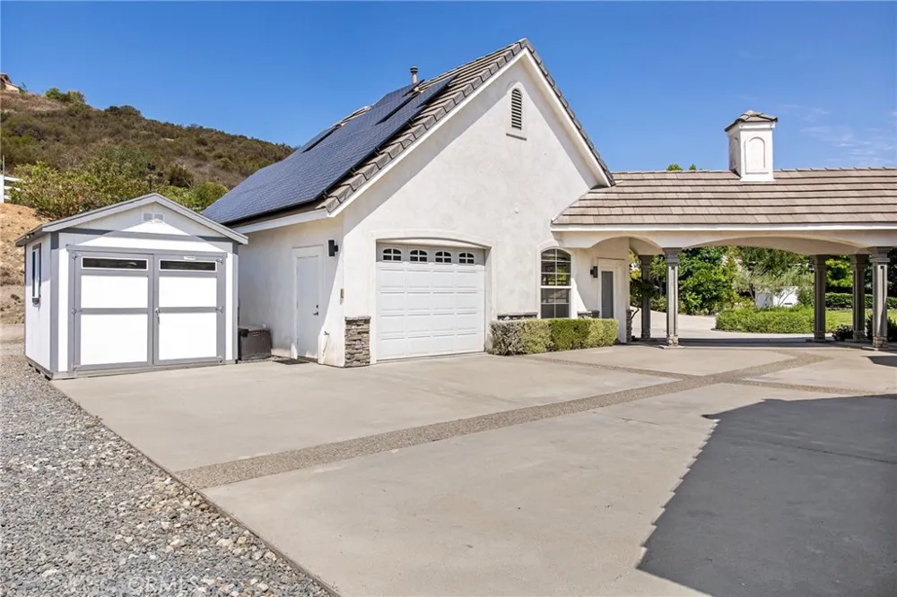 40190 Sierra De Ronda Murrieta, CA 92562