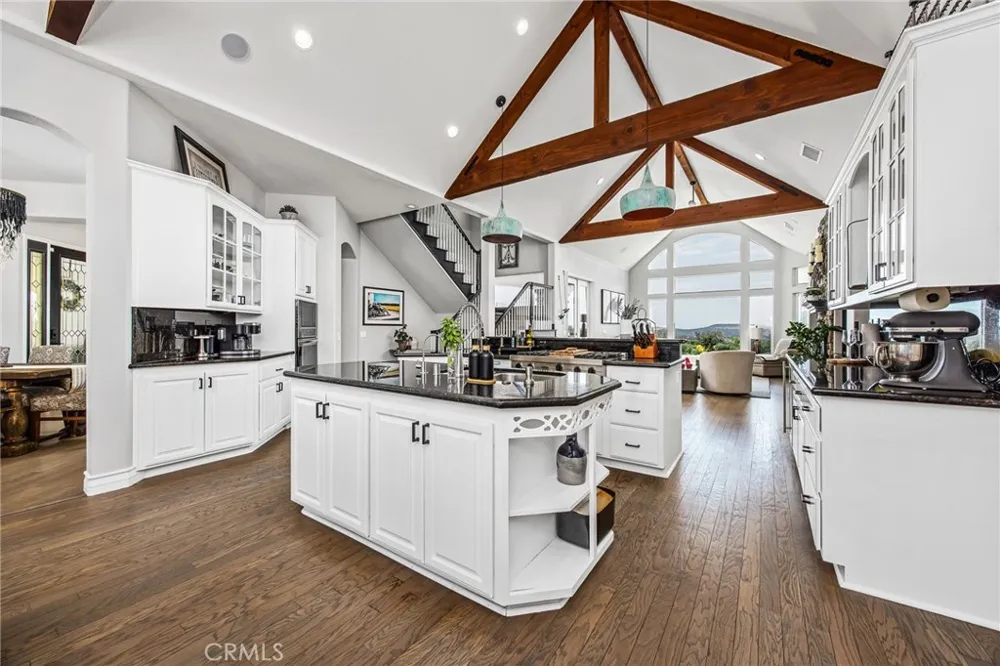 40190 Sierra De Ronda Murrieta, CA 92562