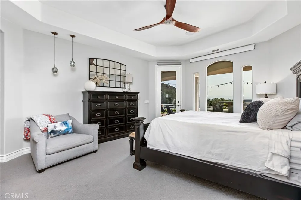40190 Sierra De Ronda Murrieta, CA 92562
