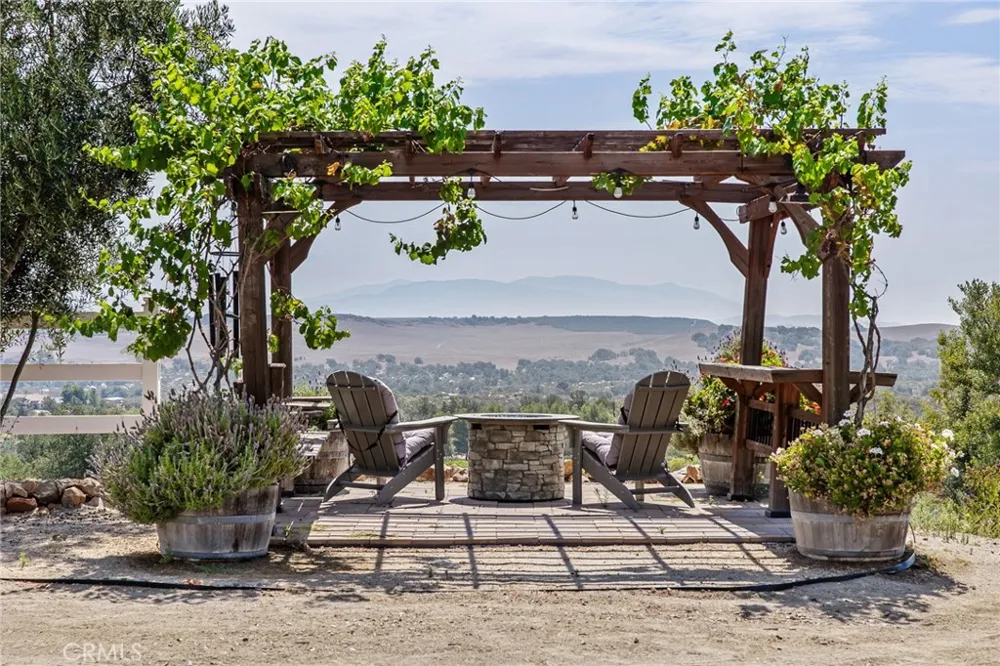 40190 Sierra De Ronda Murrieta, CA 92562