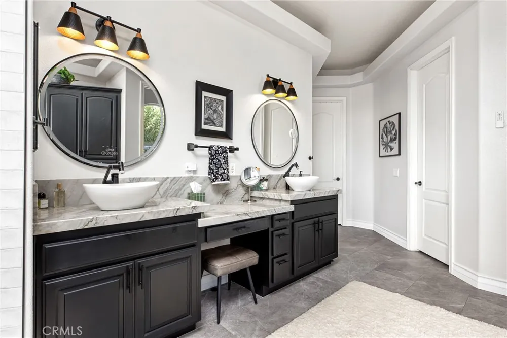40190 Sierra De Ronda Murrieta, CA 92562
