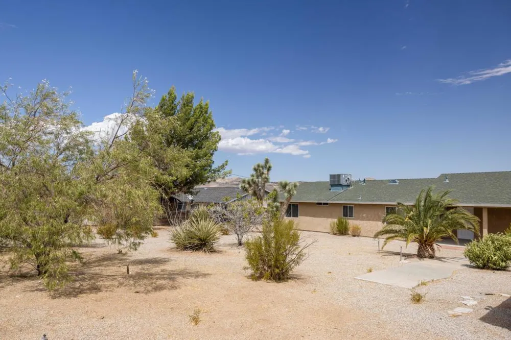58357 Delano Trail Yucca Valley, CA 92284