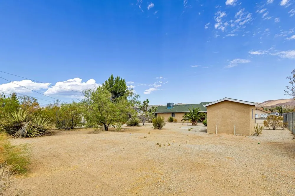 58357 Delano Trail Yucca Valley, CA 92284