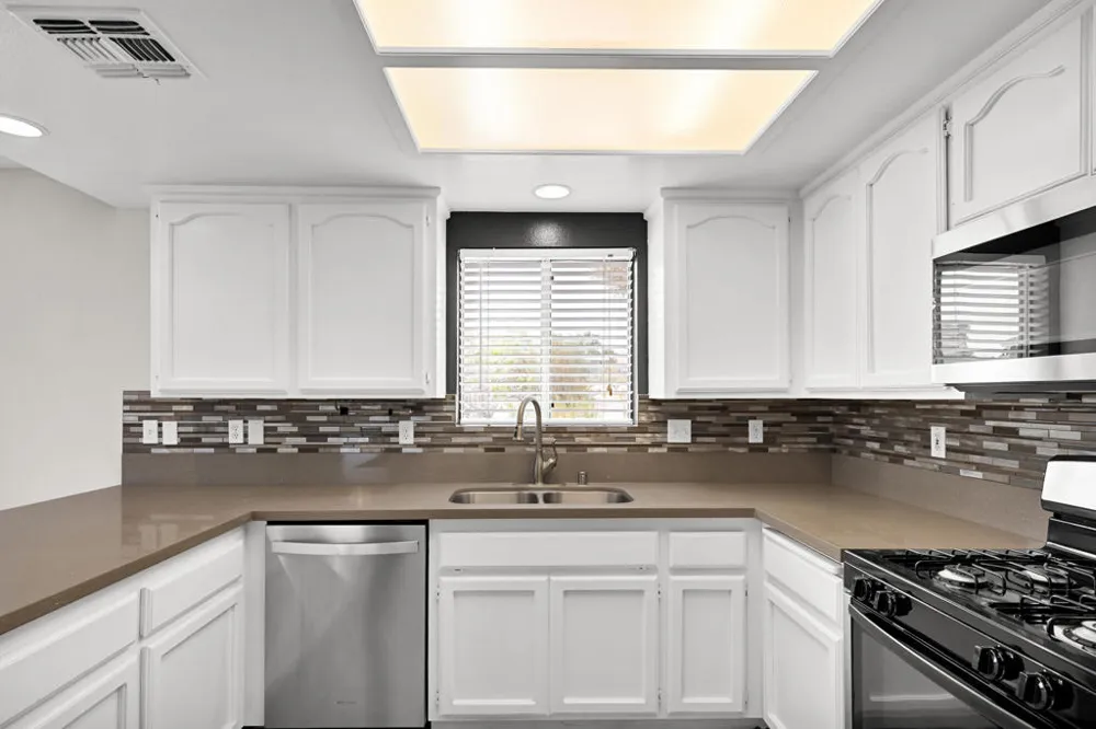 58357 Delano Trail Yucca Valley, CA 92284