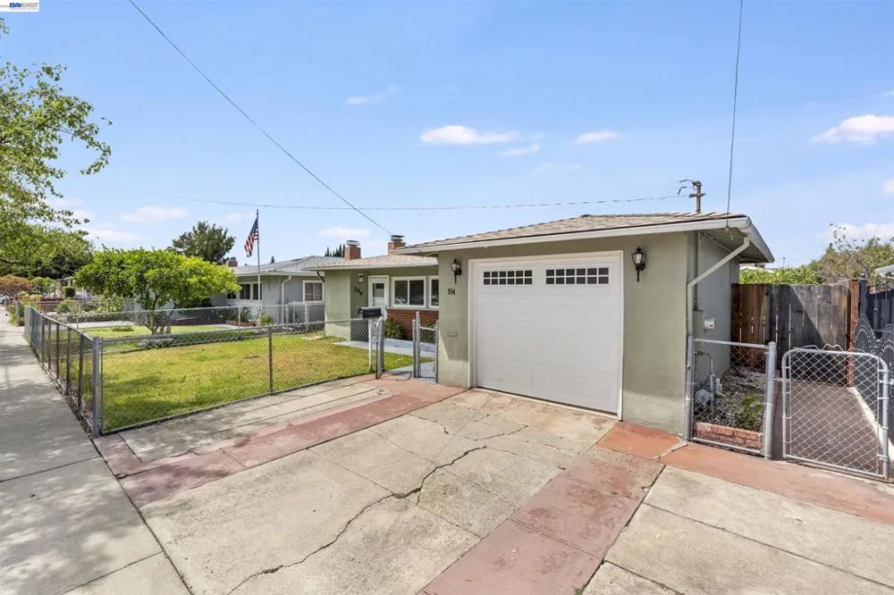 354 Berry Ave Hayward, CA 94544