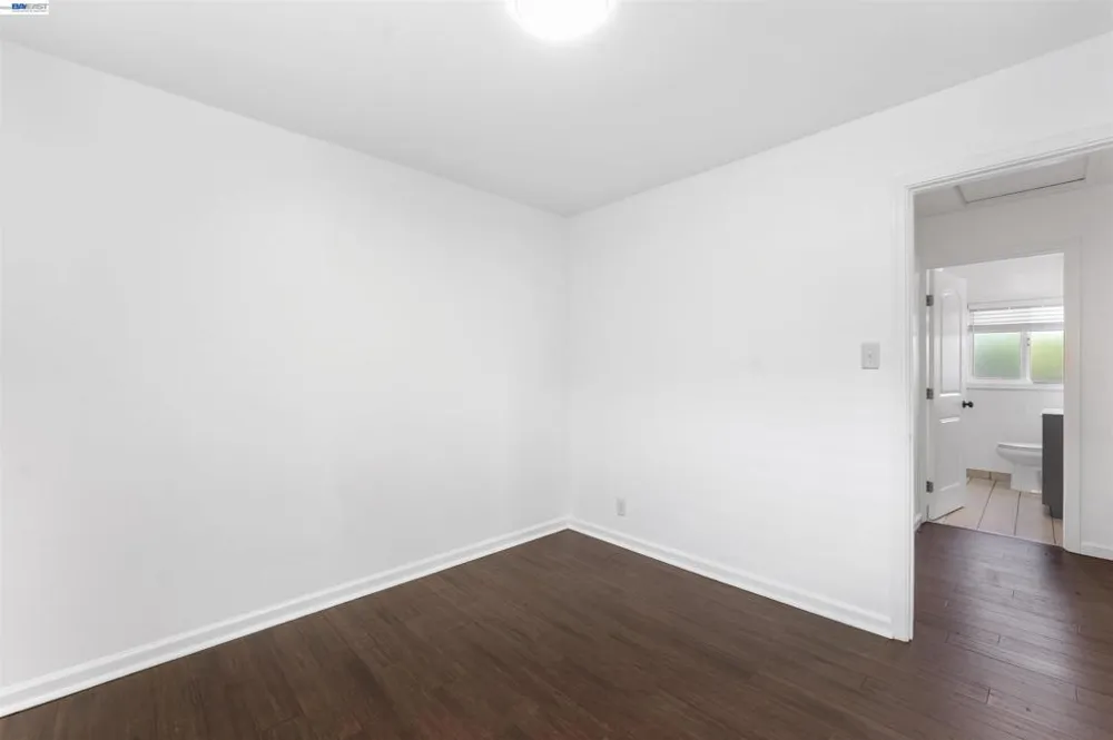 354 Berry Ave Hayward, CA 94544
