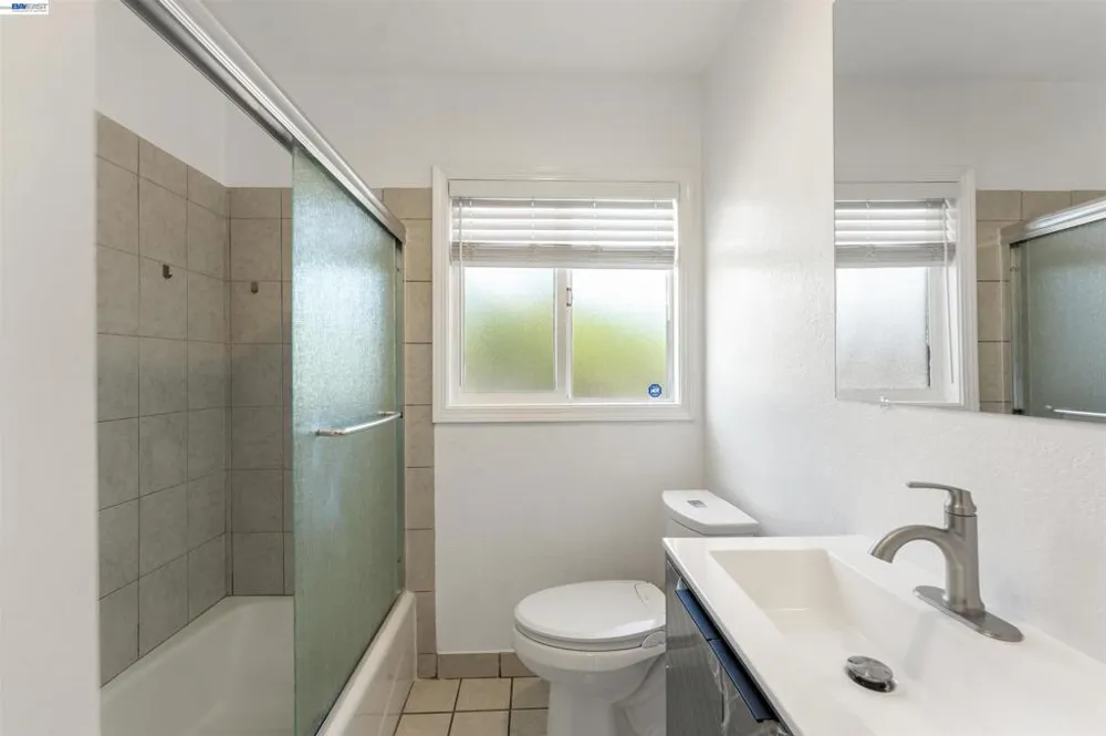 354 Berry Ave Hayward, CA 94544