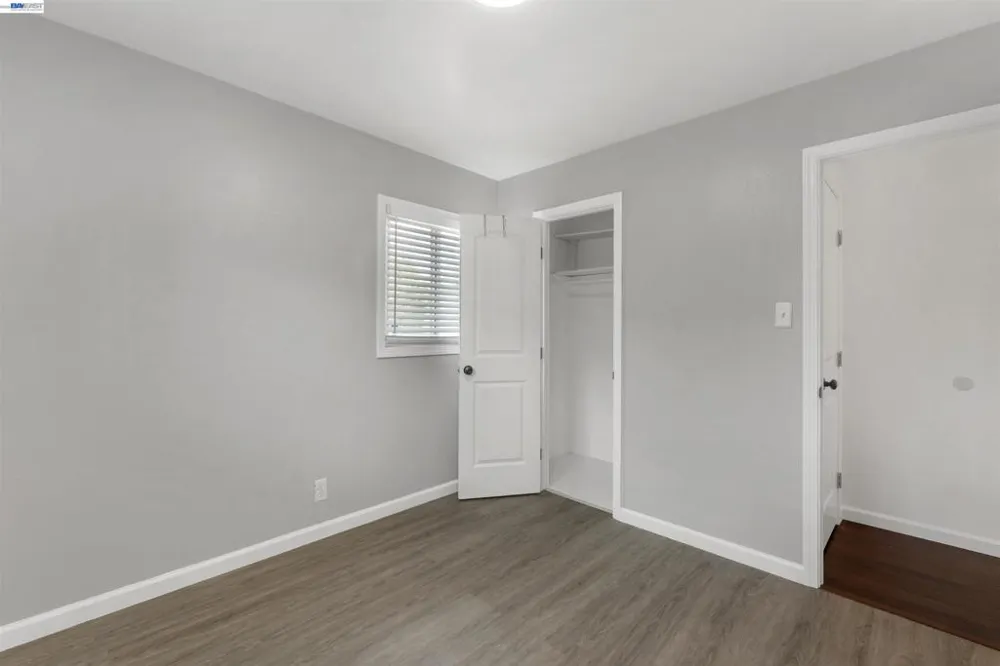 354 Berry Ave Hayward, CA 94544