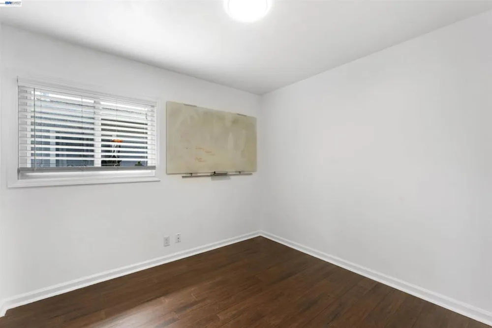 354 Berry Ave Hayward, CA 94544