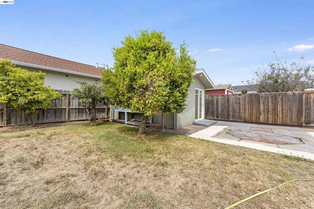 354 Berry Ave Hayward, CA 94544