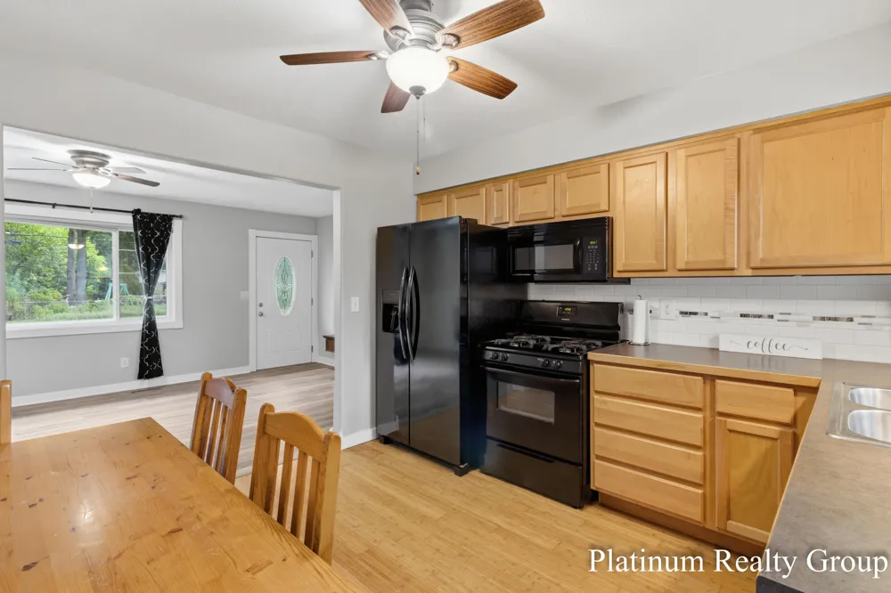 2509 Wesley Avenue Muskegon, MI 49442
