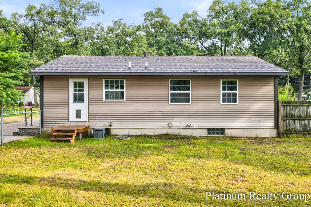 2509 Wesley Avenue Muskegon, MI 49442