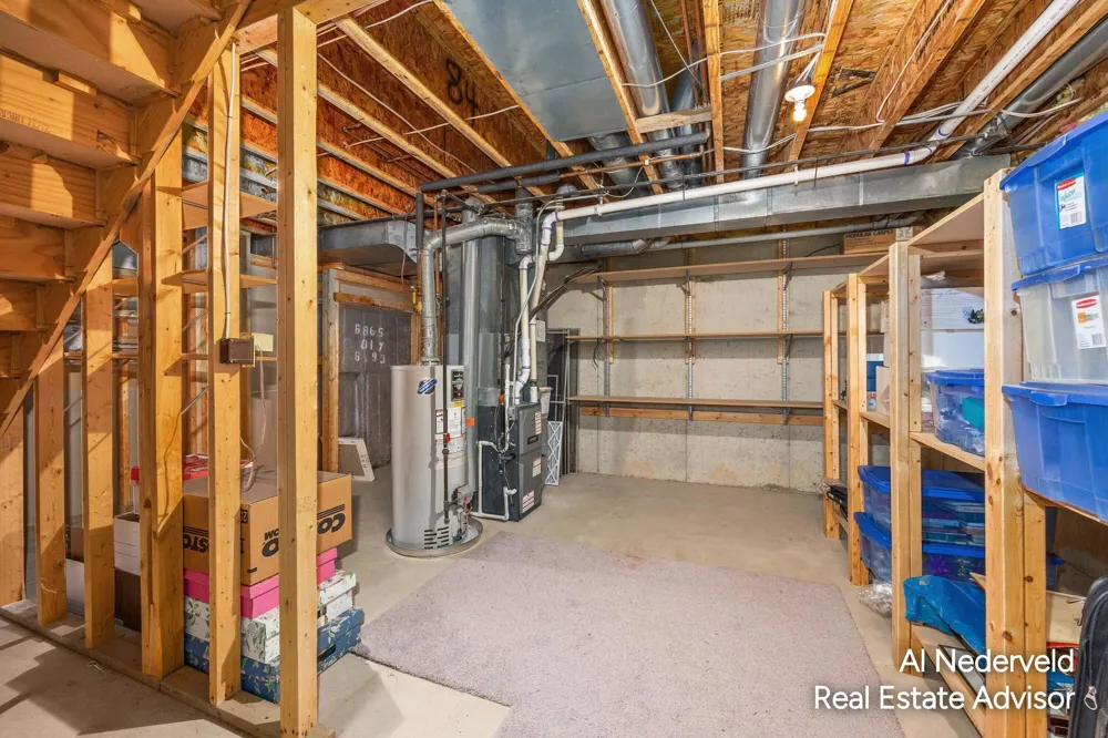 2126 S Cross Creek Drive SE Grand Rapids, MI 49508