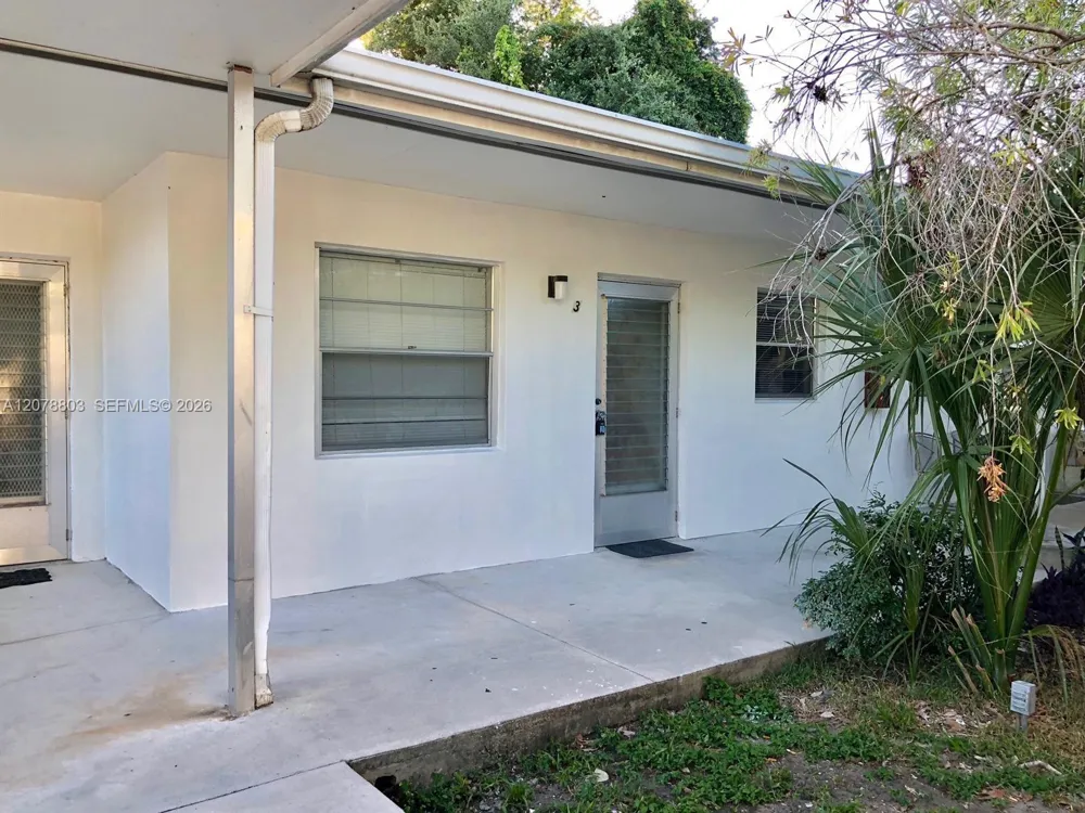 1746 3rd Ave N #3 Lake Worth, FL 33460
