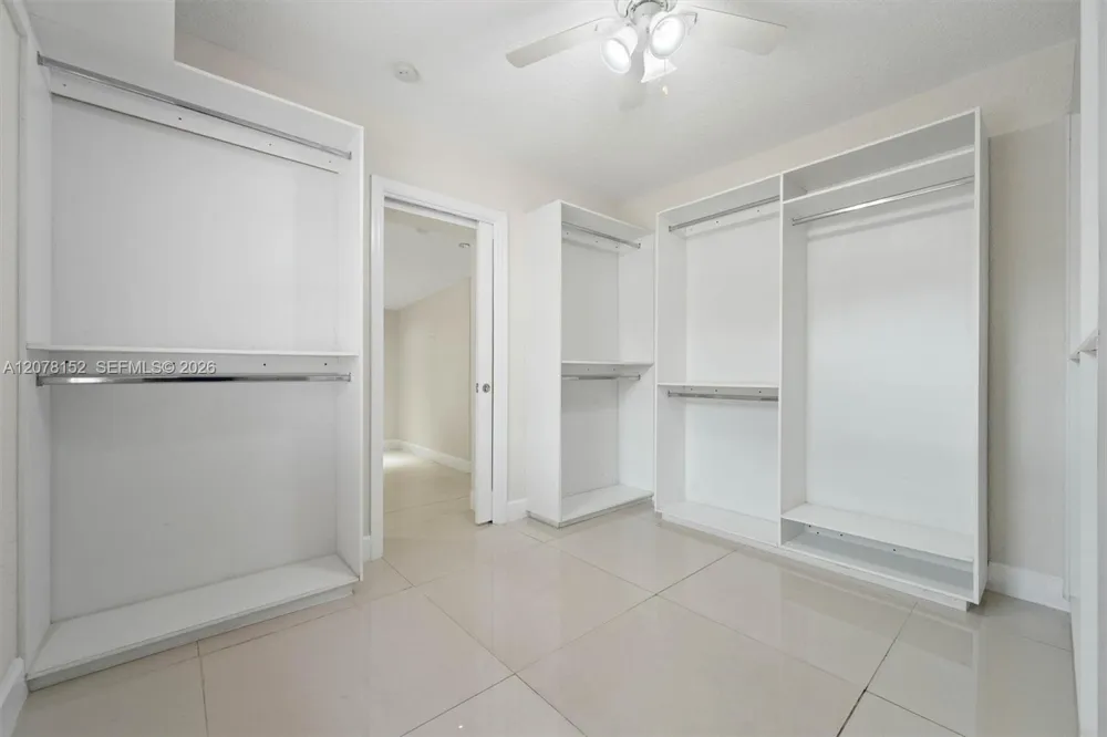 292 E 55th St Hialeah, FL 33013