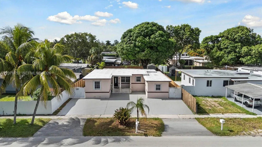 292 E 55th St Hialeah, FL 33013