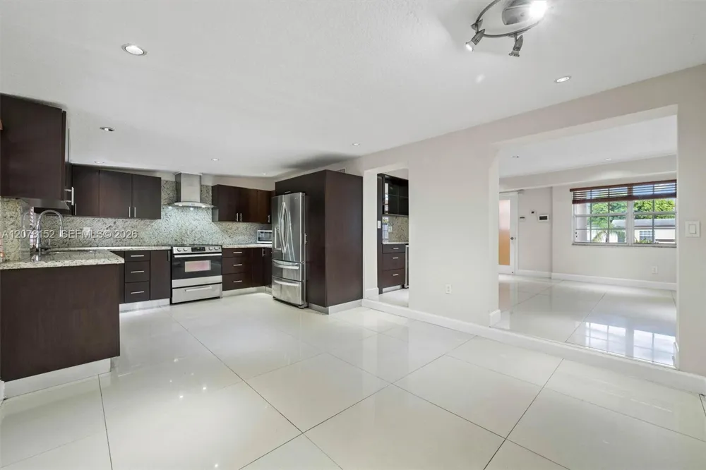 292 E 55th St Hialeah, FL 33013