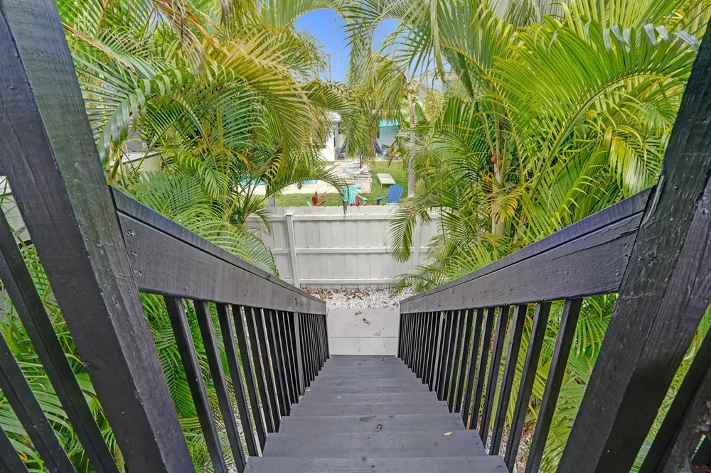 311 SE 3rd Avenue #Upstairs Delray Beach, FL 33483