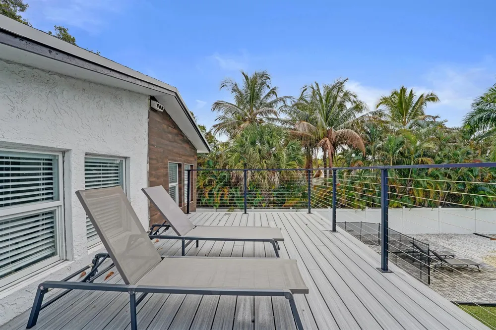 311 SE 3rd Avenue #Upstairs Delray Beach, FL 33483