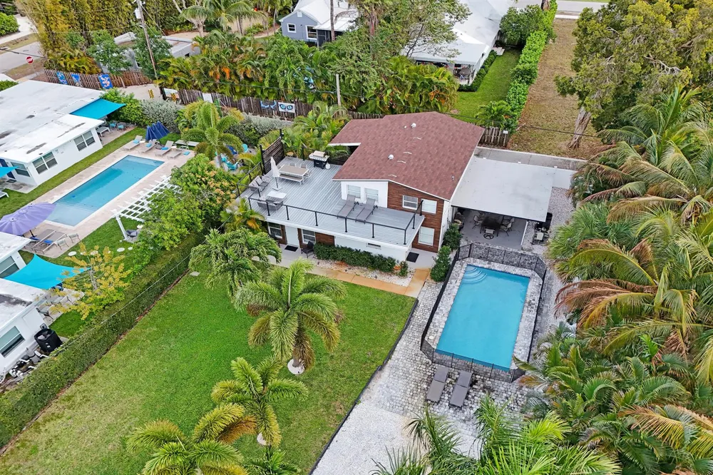 311 SE 3rd Avenue #Upstairs Delray Beach, FL 33483