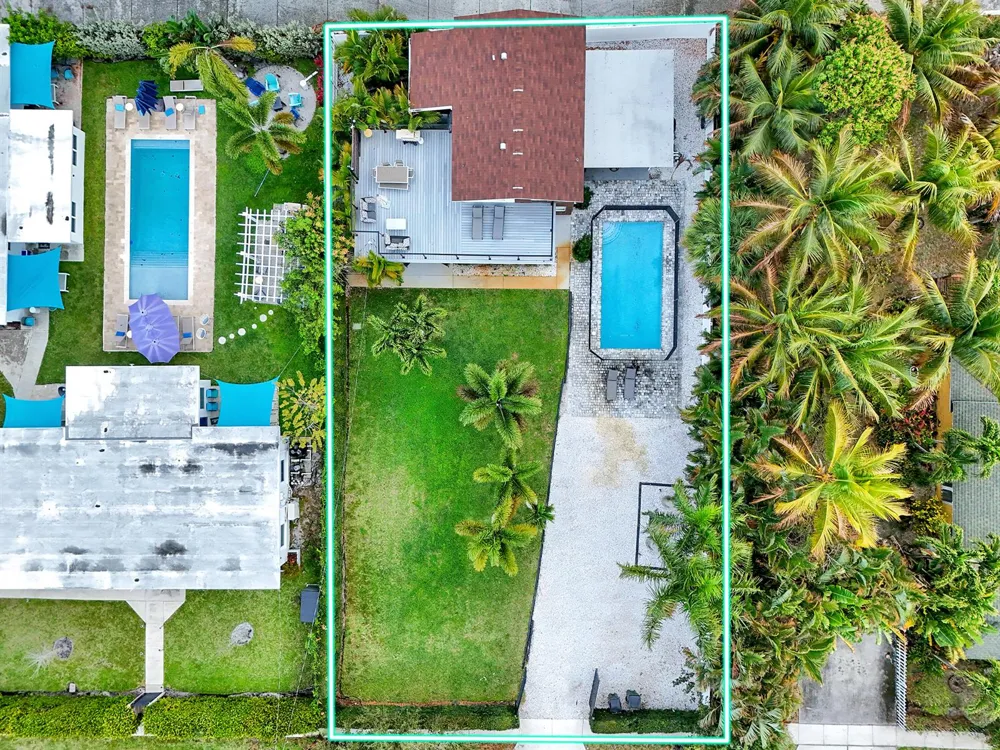 311 SE 3rd Avenue #Upstairs Delray Beach, FL 33483