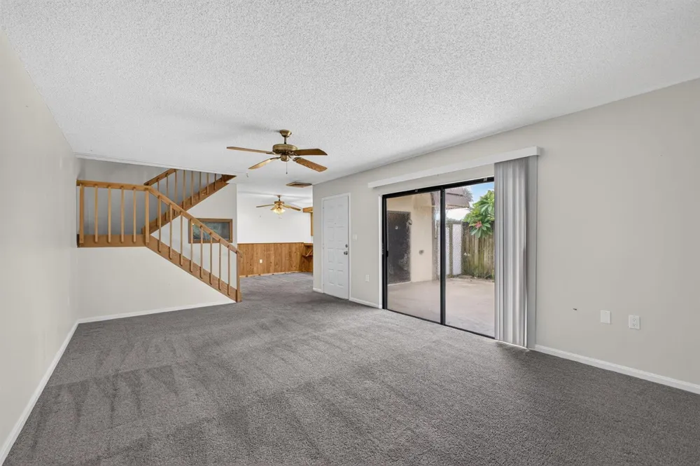518 5th Court Palm Beach Gardens, FL 33410