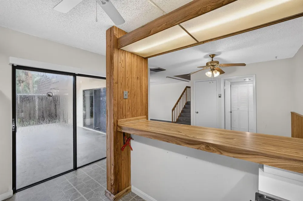 518 5th Court Palm Beach Gardens, FL 33410