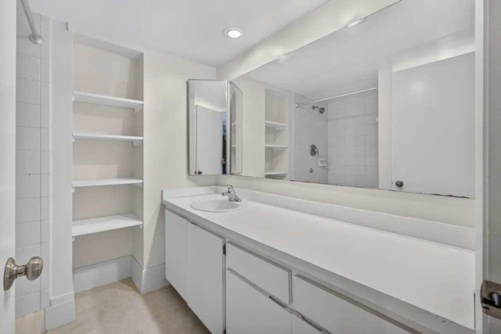 518 5th Court Palm Beach Gardens, FL 33410