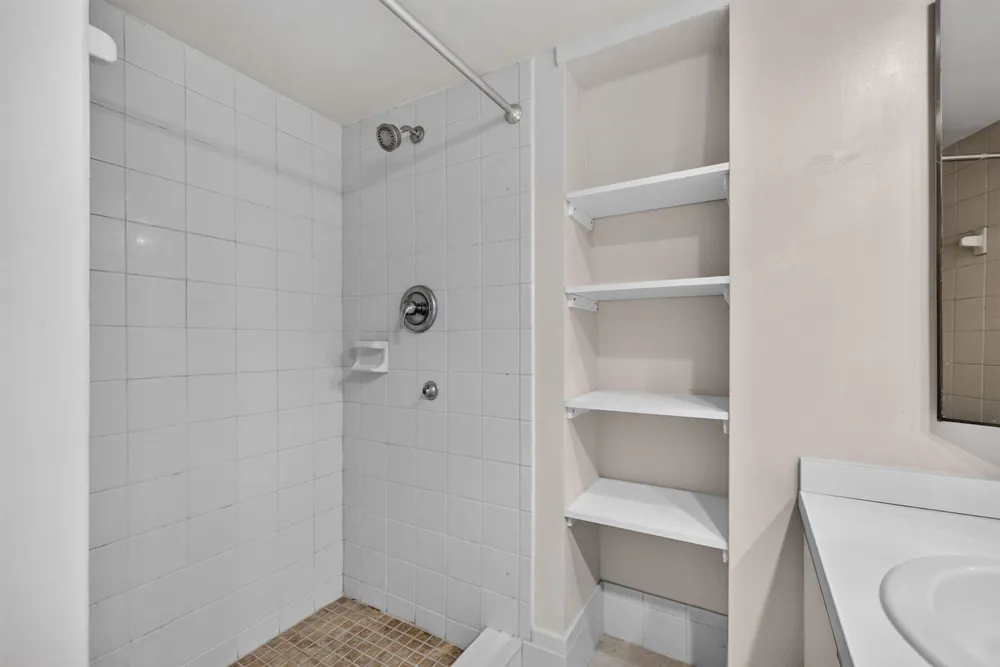 518 5th Court Palm Beach Gardens, FL 33410