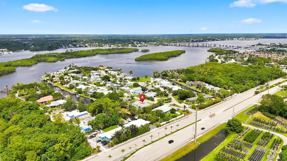 26 SW Cabana Point Circle Stuart, FL 34994