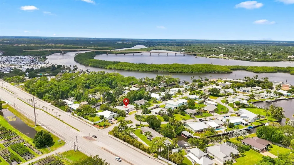 26 SW Cabana Point Circle Stuart, FL 34994
