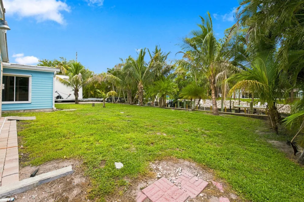 26 SW Cabana Point Circle Stuart, FL 34994