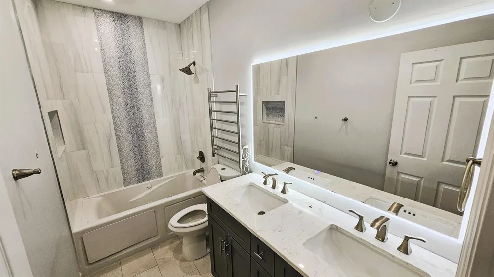 213 TALIA CIRCLE Palm Springs, FL 33461